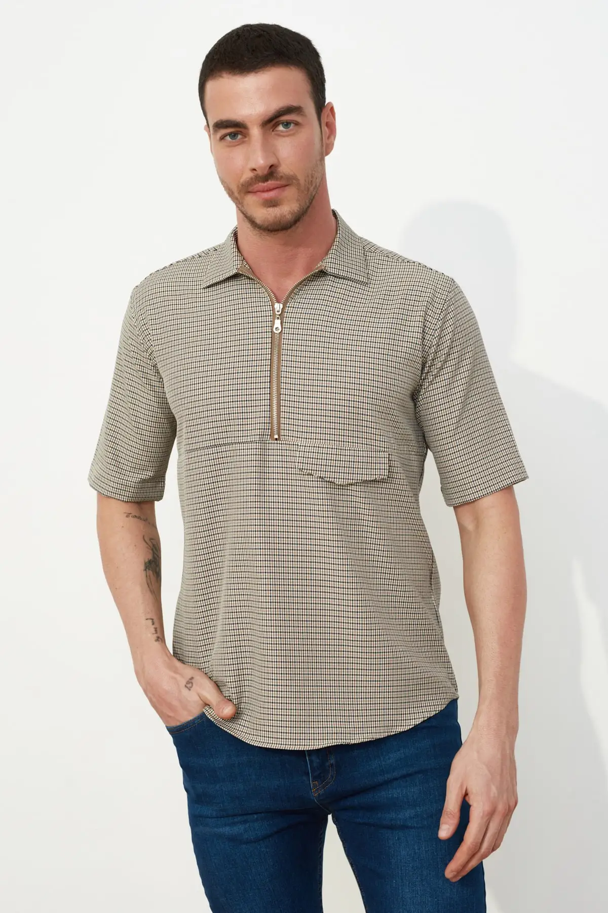 

Trendyol Men 'S Regular Fit Zipper Shirt TMNSS21GO0361