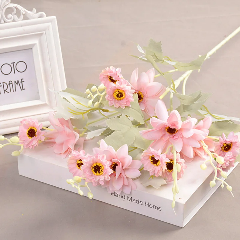 

5pcs/lot Simulation 5 Fork Dahlia Silk Flowers for Home Decoration Wedding Flower Wall Arrangement Fake Flower Wreath Dahlia