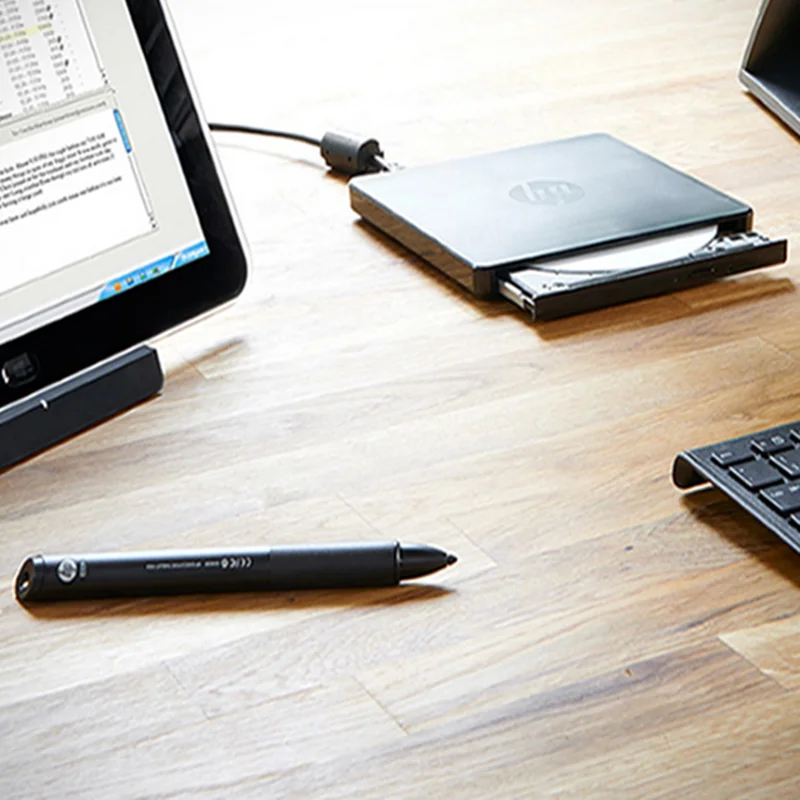 Внешний DVD-привод HP USB GP70N подходит для всех марок серверов ноутбуков настольных