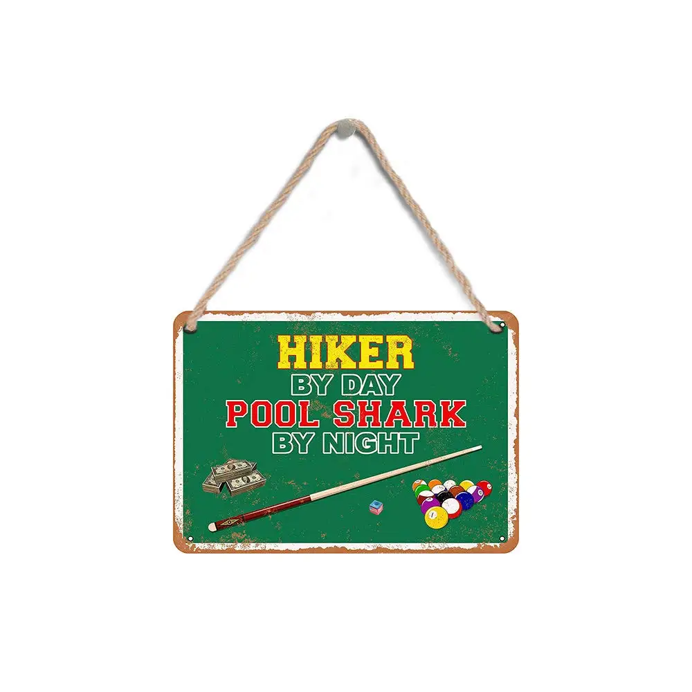 

Isaric деревянный подвесной знак 8X12 дюймов хинкер днем, бассейн Акула по ночам деревянный знак