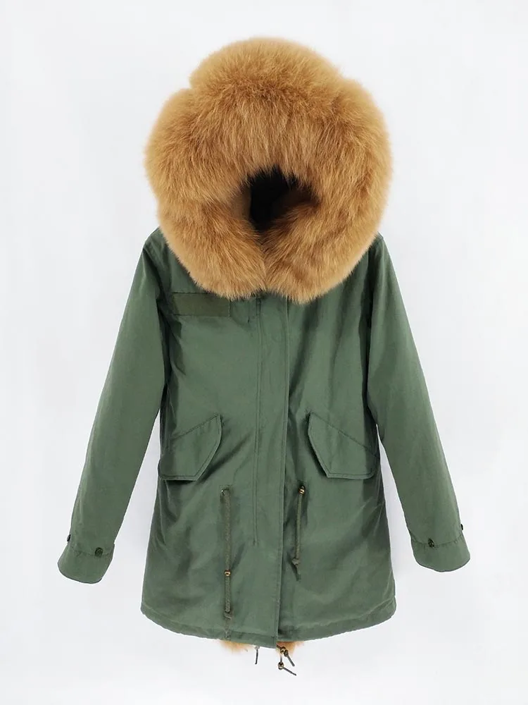 Женская длинная куртка с воротником из меха енота черная Камуфляжная парка