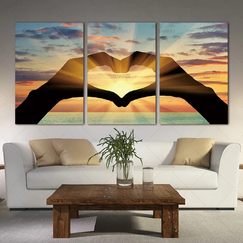 

3 Panels Posters Wall Art Canvas Painting Hearts Gesture Sea Sunrise Modular Pictures For Couples Decoration for Living room