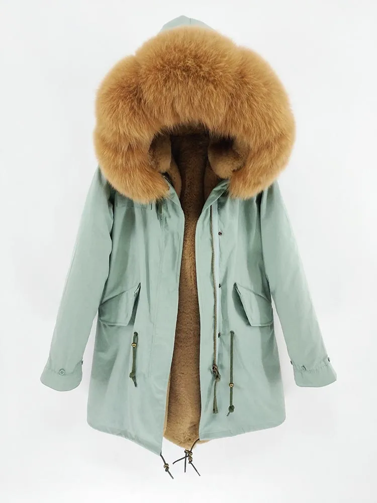 Женская длинная куртка с воротником из меха енота черная Камуфляжная парка