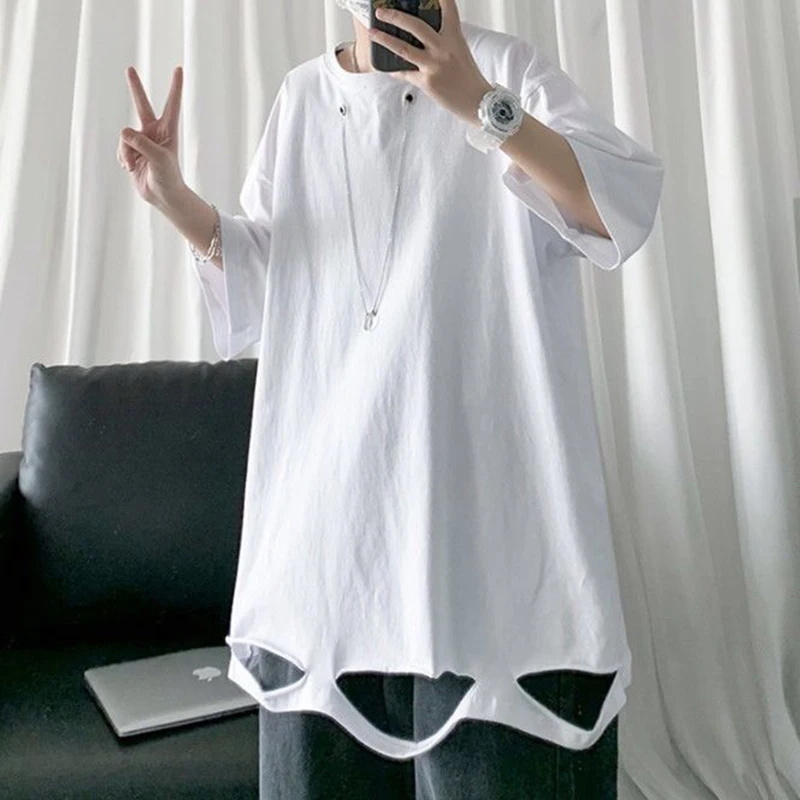 

Ripped Hole Short Sleeve Men Tshirts With Chain Summer Hiphop Trend Branded High Street Harajuku Top Tee Oversized Punk Clothing