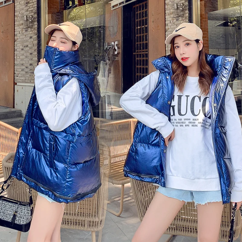 Молодежный и красивый брендовый женский жилет осенне зимняя утепленная