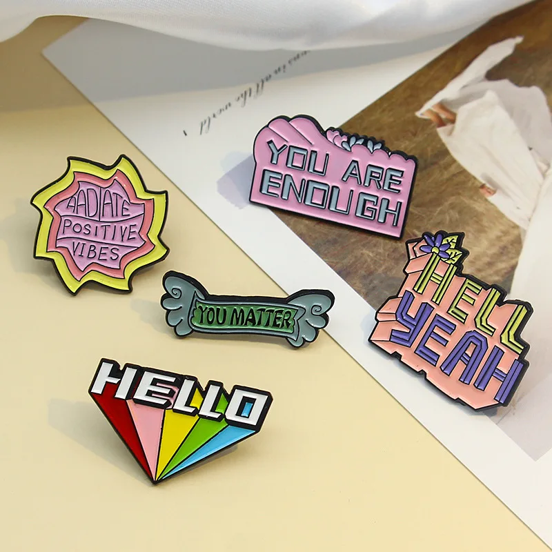 Мультяшные милые крылья ангела искусственный значок с текстом модный лацкан