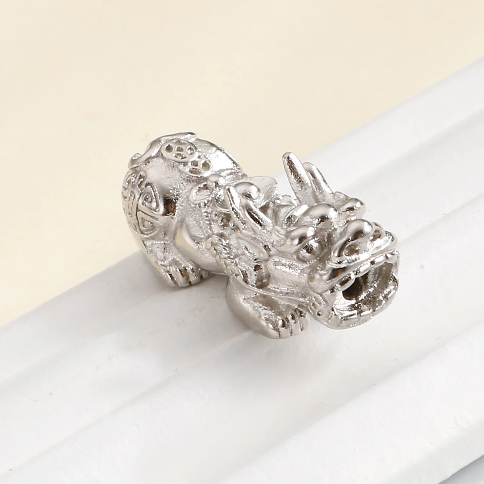 

1pcs 3D Stainless Steel Fengshui Beads Pure Beads Good Luck Jewelry Beads DIY Bracelet Lucky Animal Beads Powerful for wealth