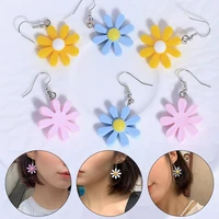 women chic sunflower earrings solid color wild flowers earrings for ladies resin sweet daisy resin brincos ear jewelry gift