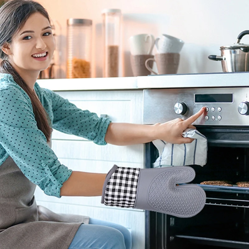 

New Silicone and Cotton Gloves Thick Silicone Insulation Pad Set Lattice Pattern Kitchen Oven Baking Gloves