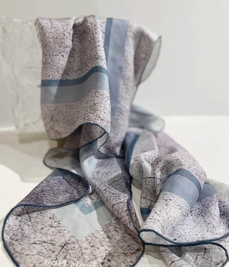 

110*110cm silk scarf women silk sunscreen large square scarf 100% mulberry silk temperament scarf women beach towel shawl gift
