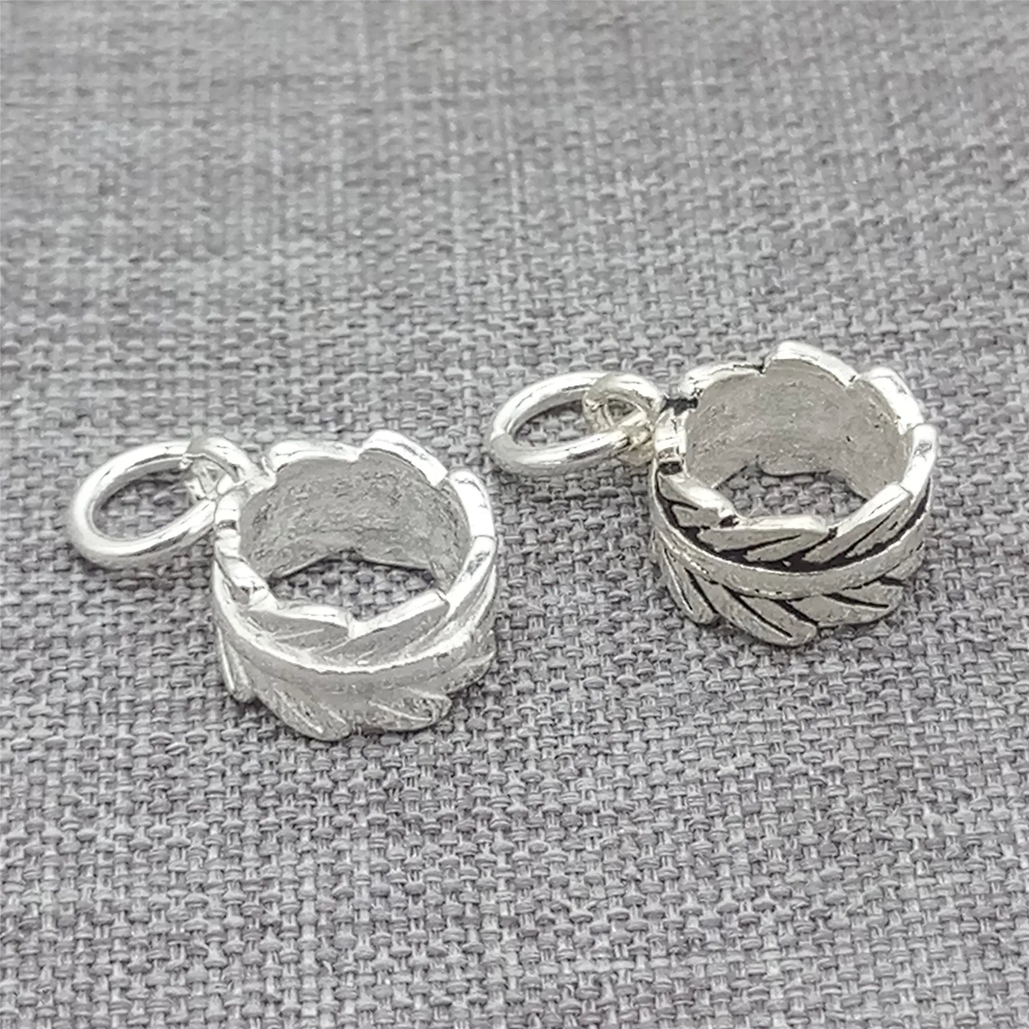 

5pcs of 925 Sterling Silver Circle Feather Charms for Bracelet Necklace