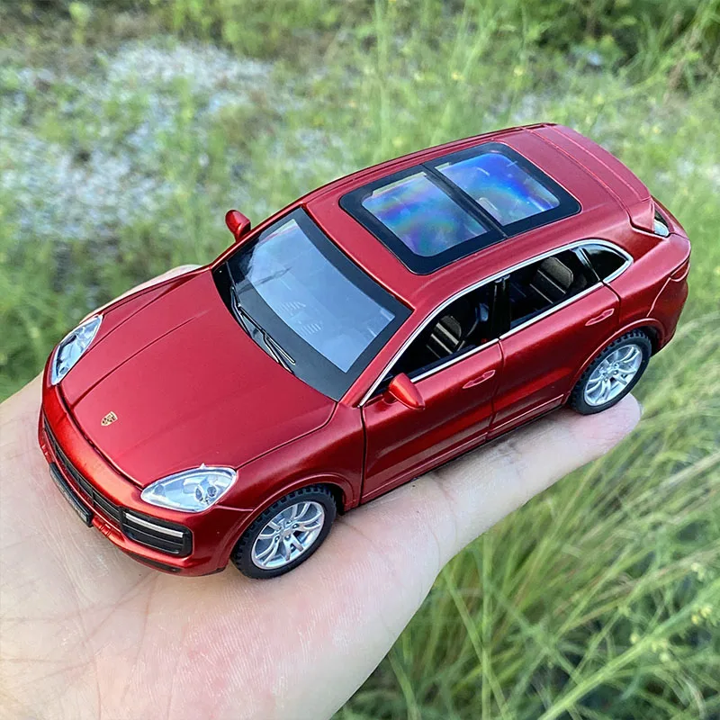 Модель автомобиля Porsche Cayenne Turbo в масштабе 1:32 литой игрушечный автомобиль из