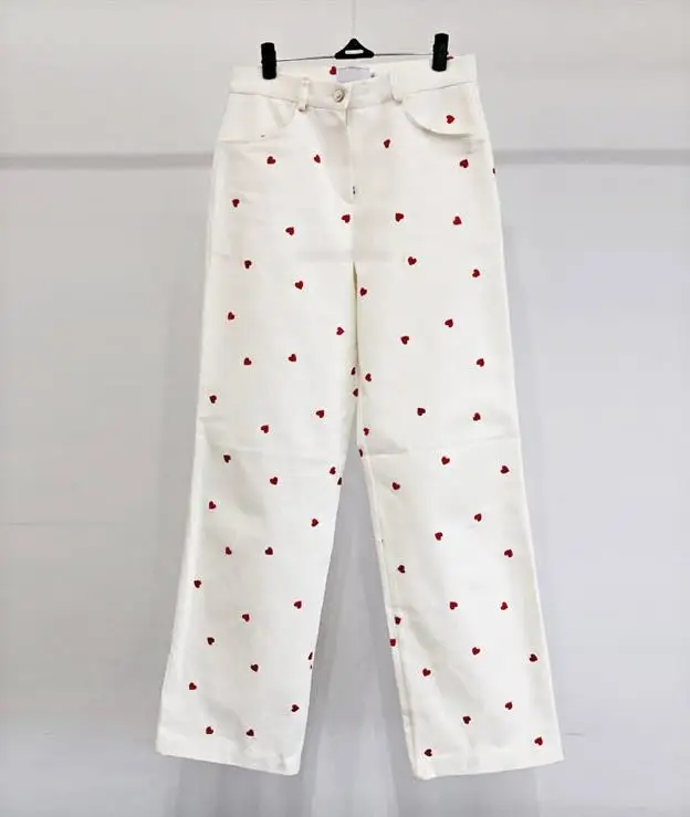 

Han Edition of The New Small Temperament Fashion Love Babe Embroidered Joker Straight Casual Pants Cowboy Pants