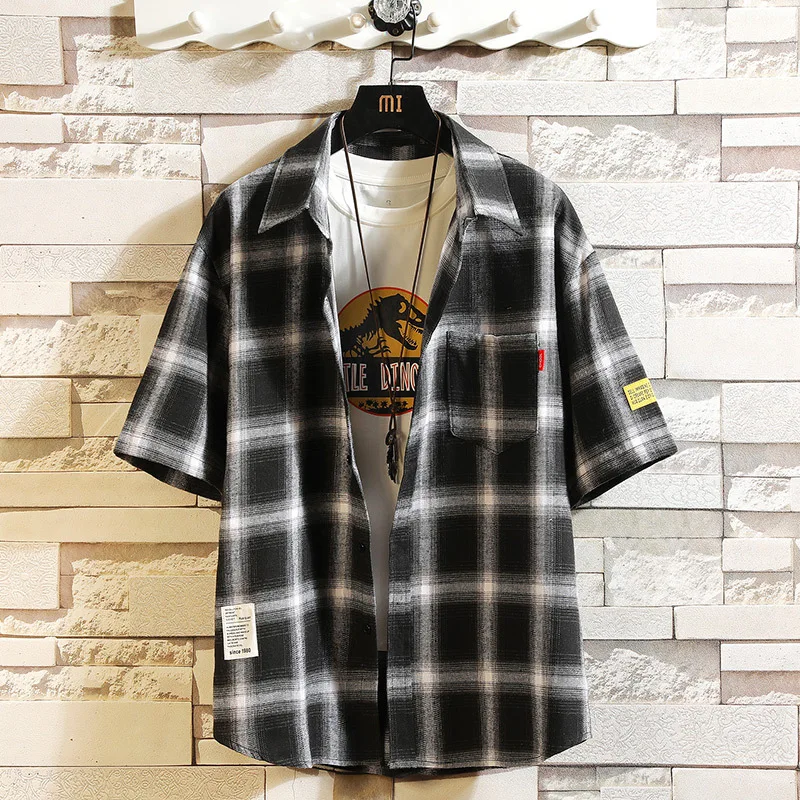 

2021 spring and summer new Lapel men's Plaid short sleeve shirt large casual shirt coat