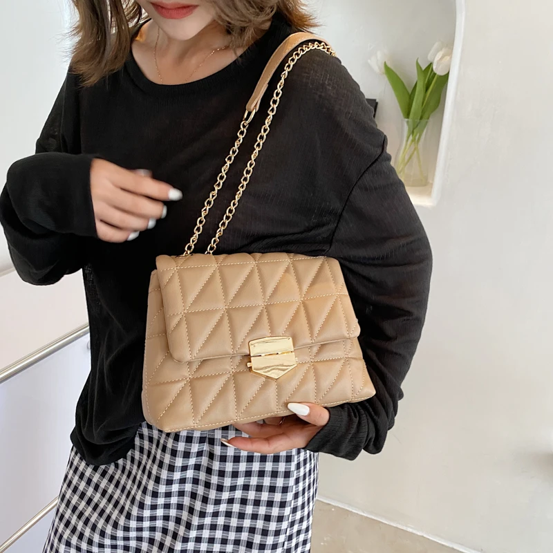 

Сумка кросс-боди Женская из искусственной кожи, с вышивкой и цепочкой, 2021