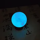 35 мм Люминесцентная мяч синий Световой светящийся камень кварц Кристалл шара светится в темноте камень домашний декор украшения