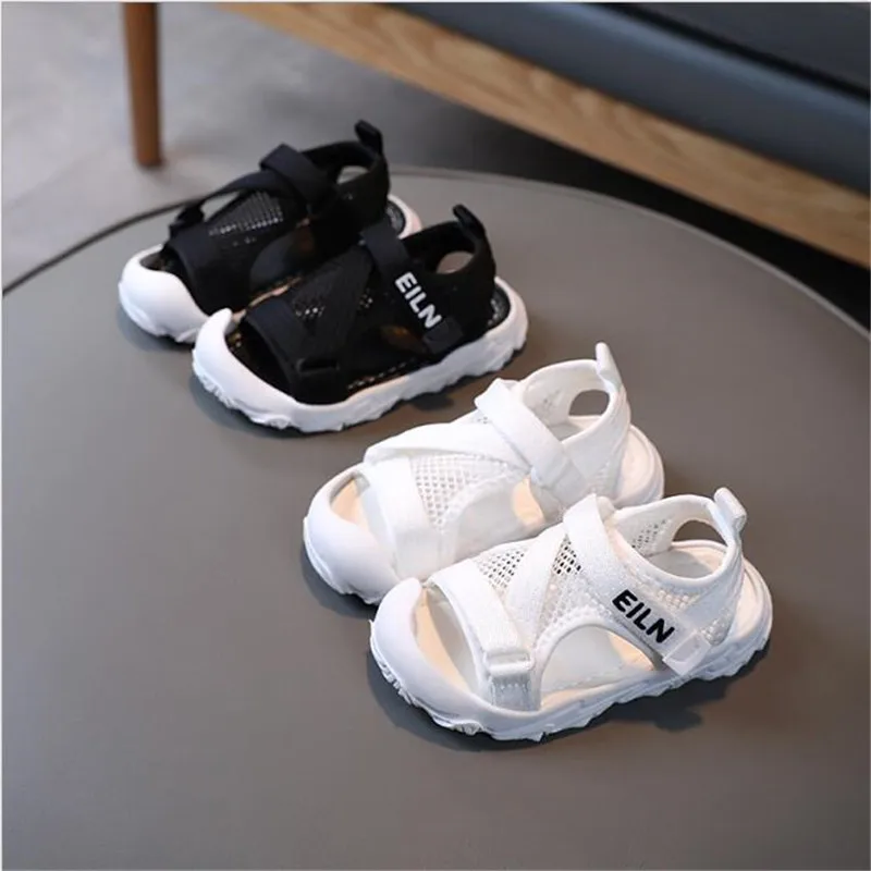 

2021 summer new children's sandals boys' trend breathable soft bottom anti slip sports sandals girls' hollow out beach shoes