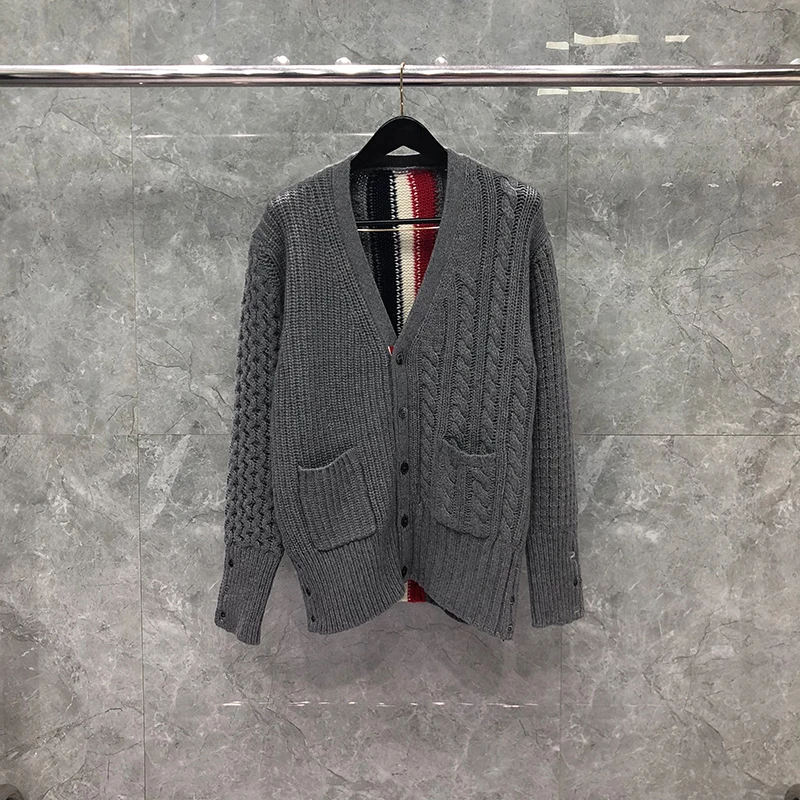 TB THOM Sweater Autunm Winter Sweater Male Fashion Brand Gray Donegal Tweed Filey Stitch Center Back Stripe V-Neck Cardigan Coat