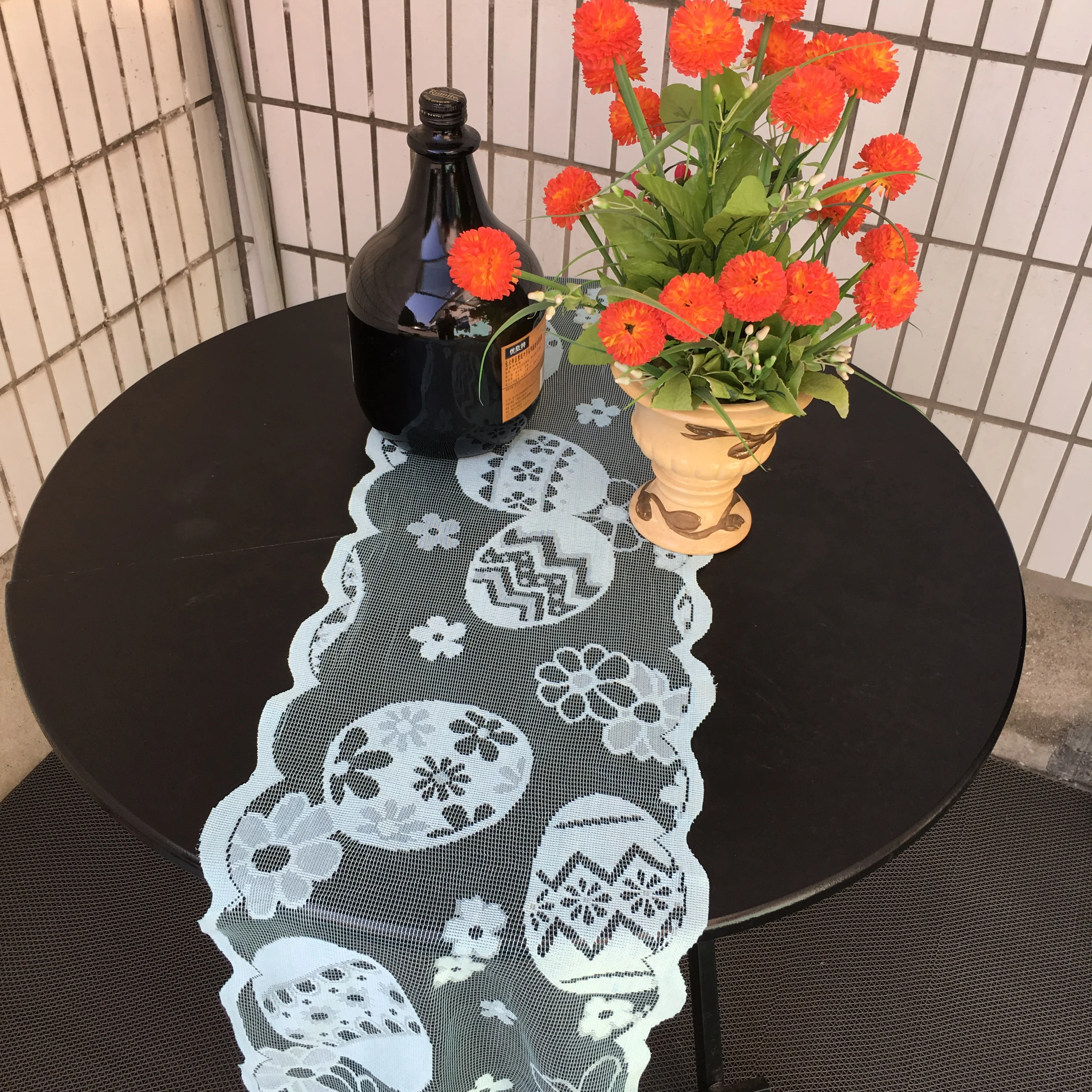 Пасха Настольная дорожка яйцо Кружевная салфетка белого и синего цвета розовое