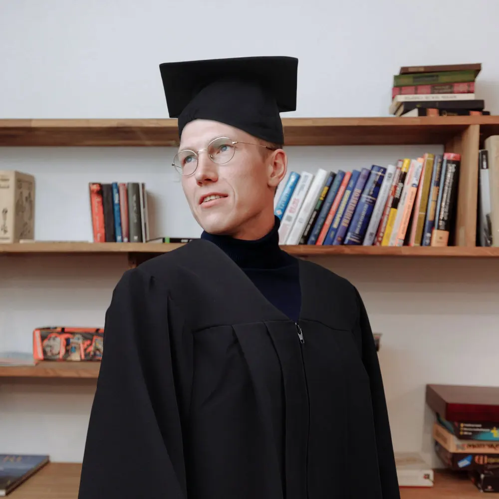 

2pcs Graduation Gown Cap Set Adult College Graduation Gown Graduation Party Gown