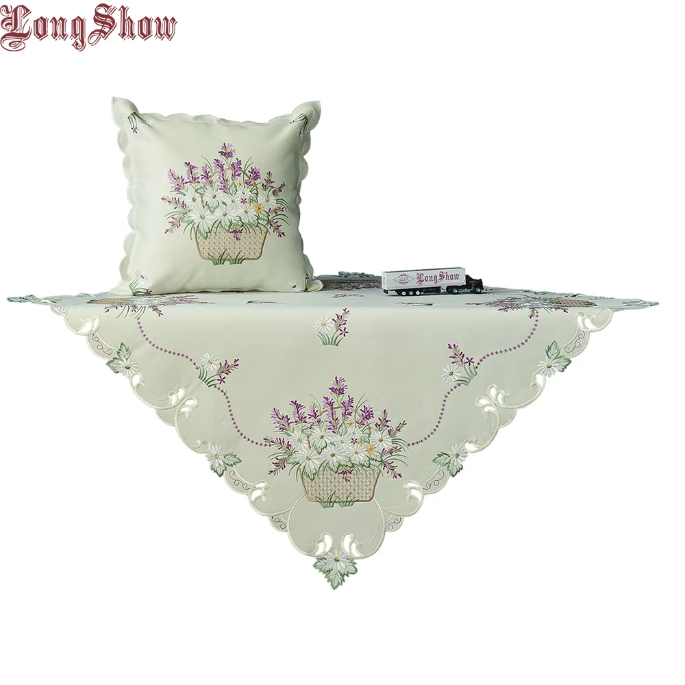 Элегантная скатерть с вышивкой ручной работы бежевого цвета 85x85 см|Скатерти| |