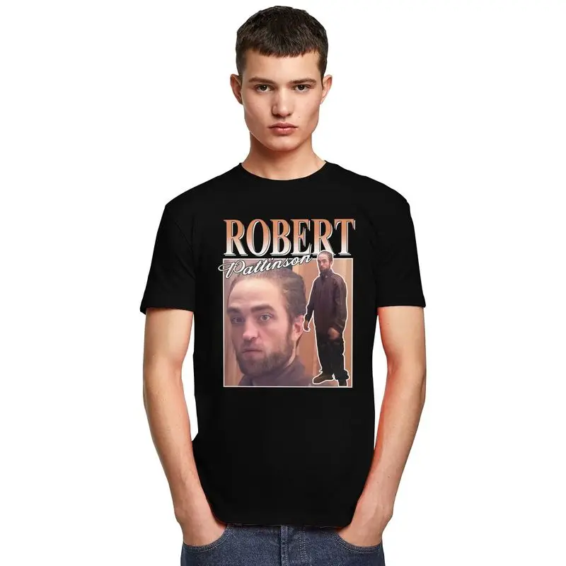 

Funny Robert Pattinson Standing Meme T Shirt for Men Soft Cotton Tee Tops Vintage Rob Tshirt Short Sleeve Novelty T-shirt Merch