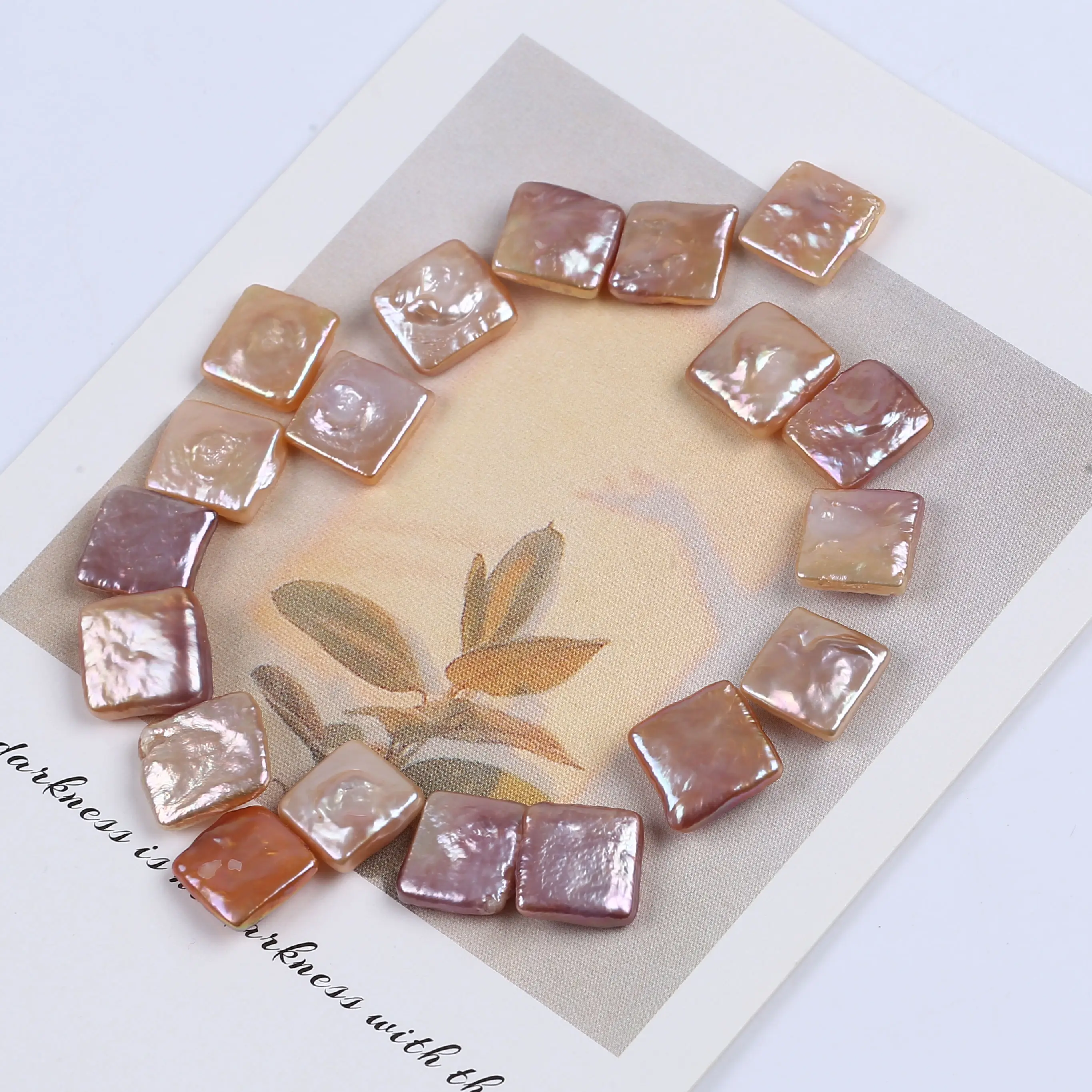 

Бусины из натурального жемчуга квадратной формы, 10 мм