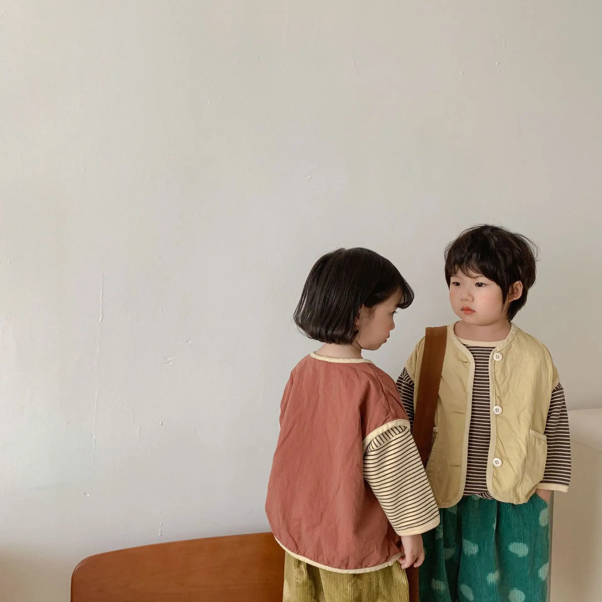 

Жилет детский, контрастные цвета, осень 8625 г., 2021