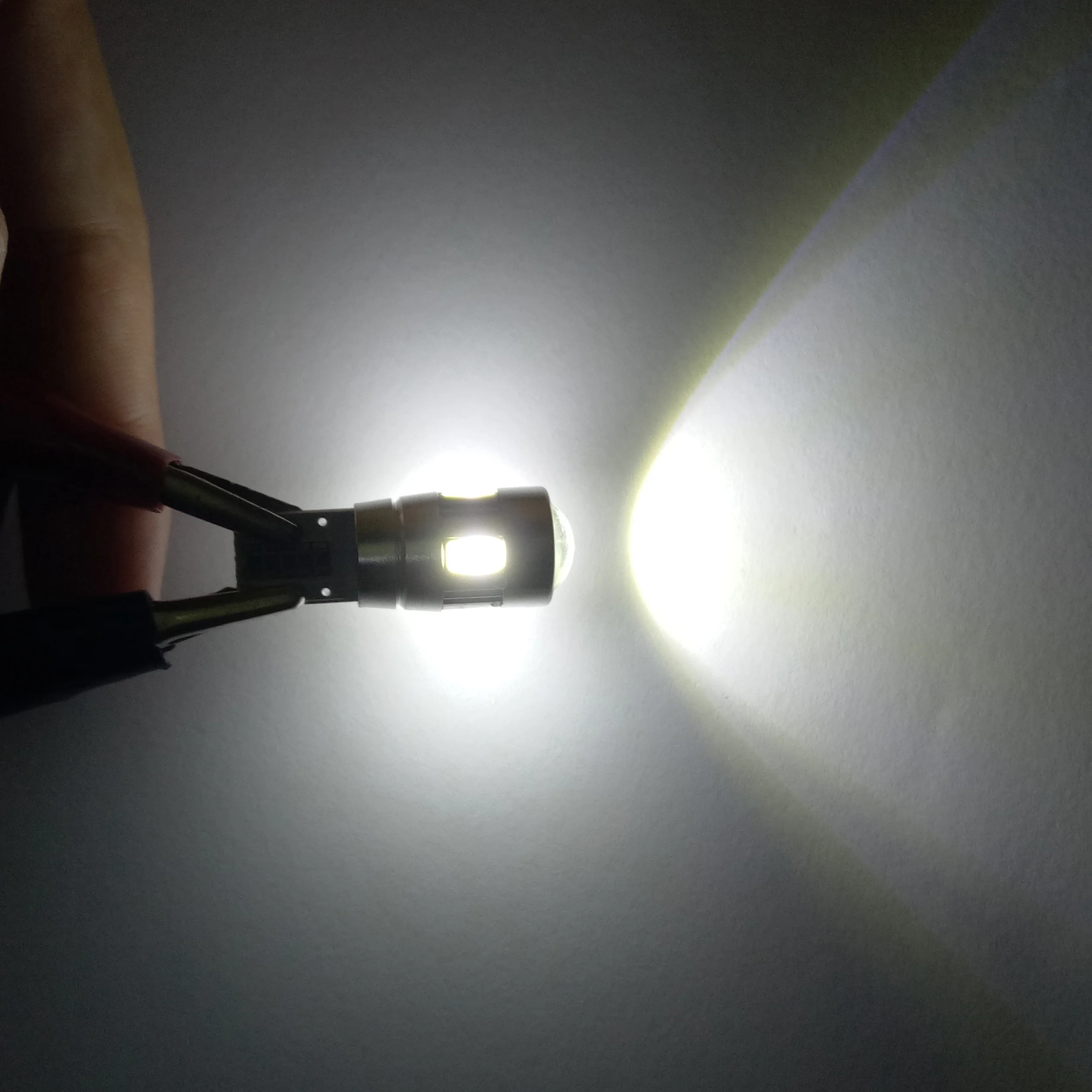 10 шт в наборе. Автолампа светодиодная T10 W5W SMD 5630 + Линза (с обманкой) габариты