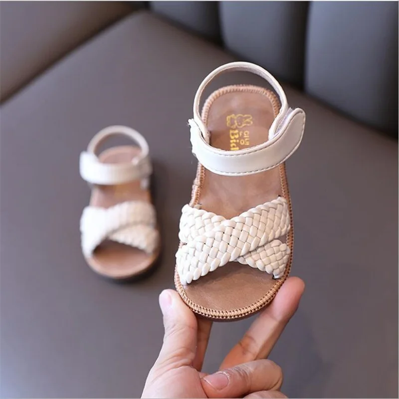 

2021 New Summer Toddler Girls Sandals Kids Casual Beach Shoes Children Princess Shoes Baby Woven Sandals Comfortable Soft Bottom