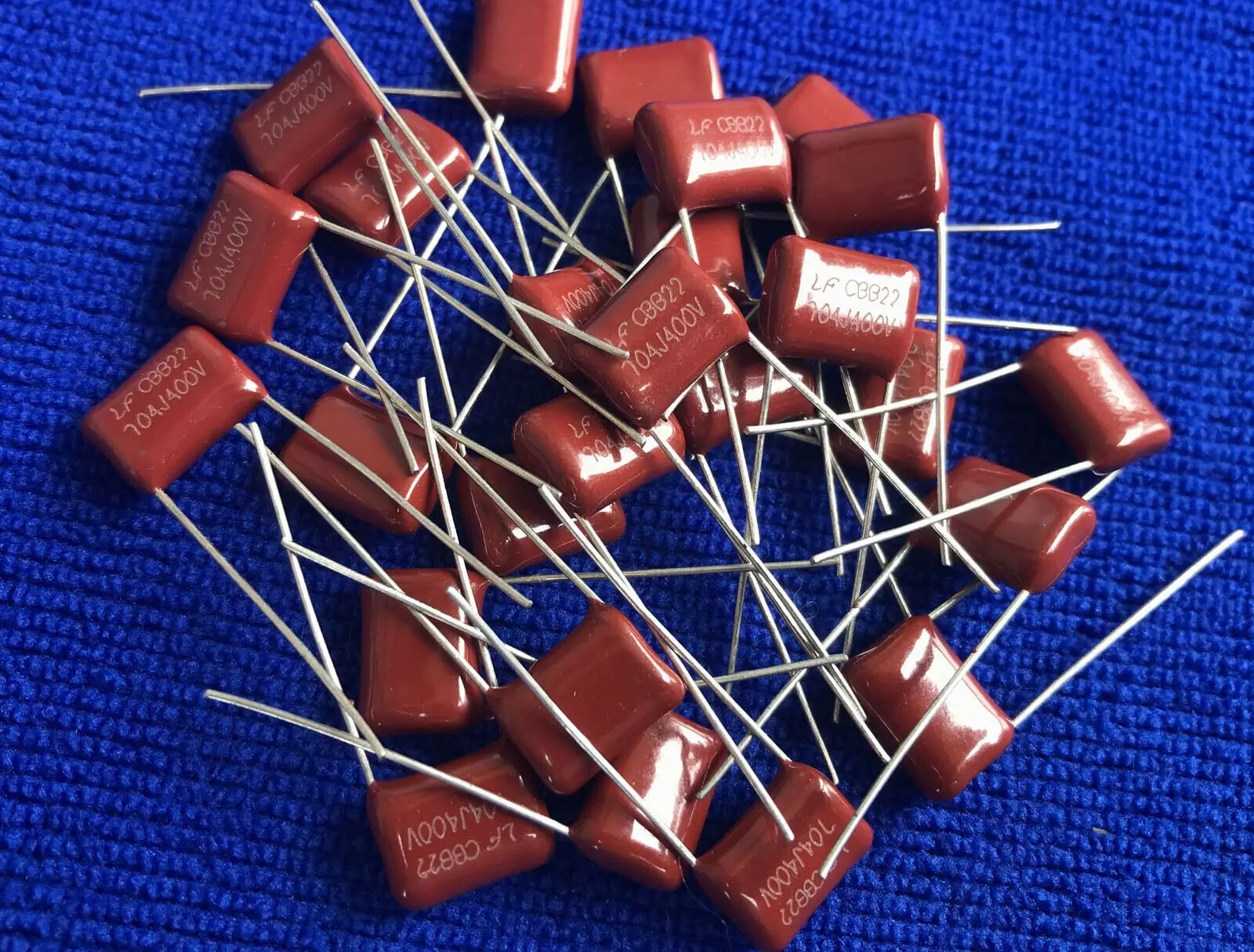 Конденсатор с металлизированной пленкой CBB в наличии на складе США 50/100 шт.