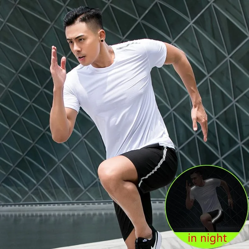

2PIECES New Summer T-shirt&Shorts Set Men Sportwear Flash Reflective Suits Joggers Night Running Jogging Sets