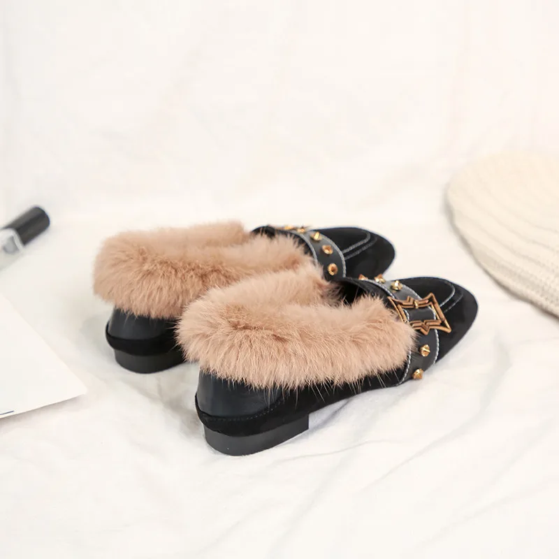 Женские Роскошные Плюшевые туфли на плоской подошве с металлическими заклепками