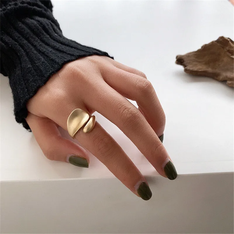 

Shamir Matte Metal Geometric Open Rings Fashion Simple Trendy Minimalist Solid Circle Adjustable Ring For Women