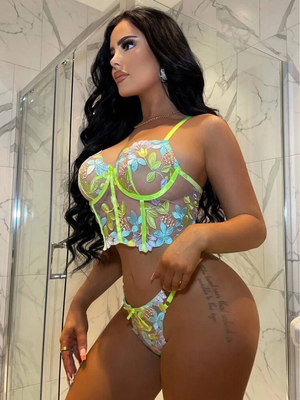 Ellolace Luxury Lingerie Sexy Floral Embroidery Set Woman 2 Pieces Underwire Bra Thongs Exotic Intimate Neon Green Underwear