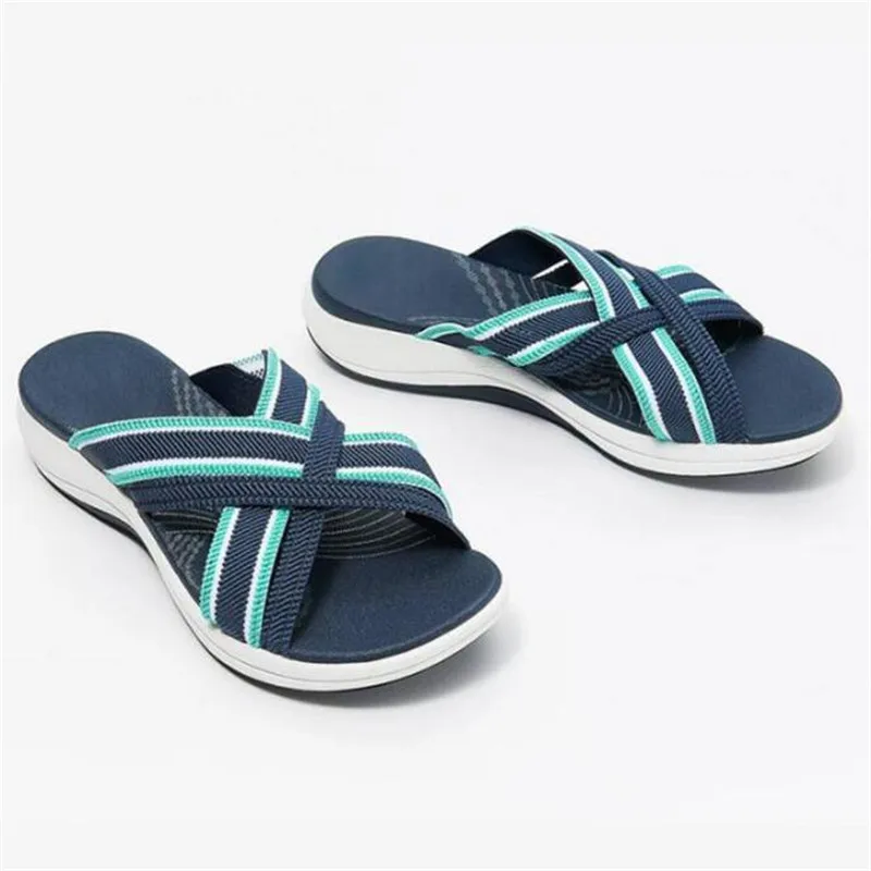

Flat slope with womens platform slippers summer new large size women sandals fashion casual breathable slides women's shoes