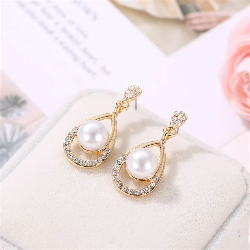 

Fashion pearl jewelry set temperament drop-shaped necklace earrings two-piece personality elegant bridal jewelry s19051099