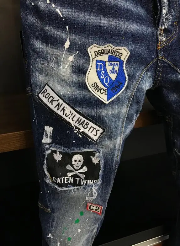 2020 Authentic classic Dsquared2 New streetwear Denim Designer Hole Jeans High Quality Ripped for Men clothing Size 44-54 A357