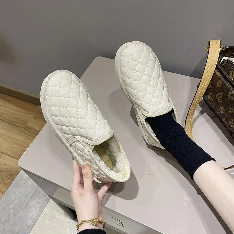 

Winter Snow Boots 2021 Slip on Flat Casual Cotton Shoes Fashion Warm Plush Women Shoes Leather Waterproof Warm Ankle Botas