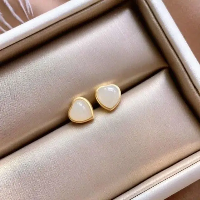 

Simple and Elegant Very Versatile S925 Sterling Silver Inlaid Natural Hetian Jade Love Female Stud Earrings Classic Very Full