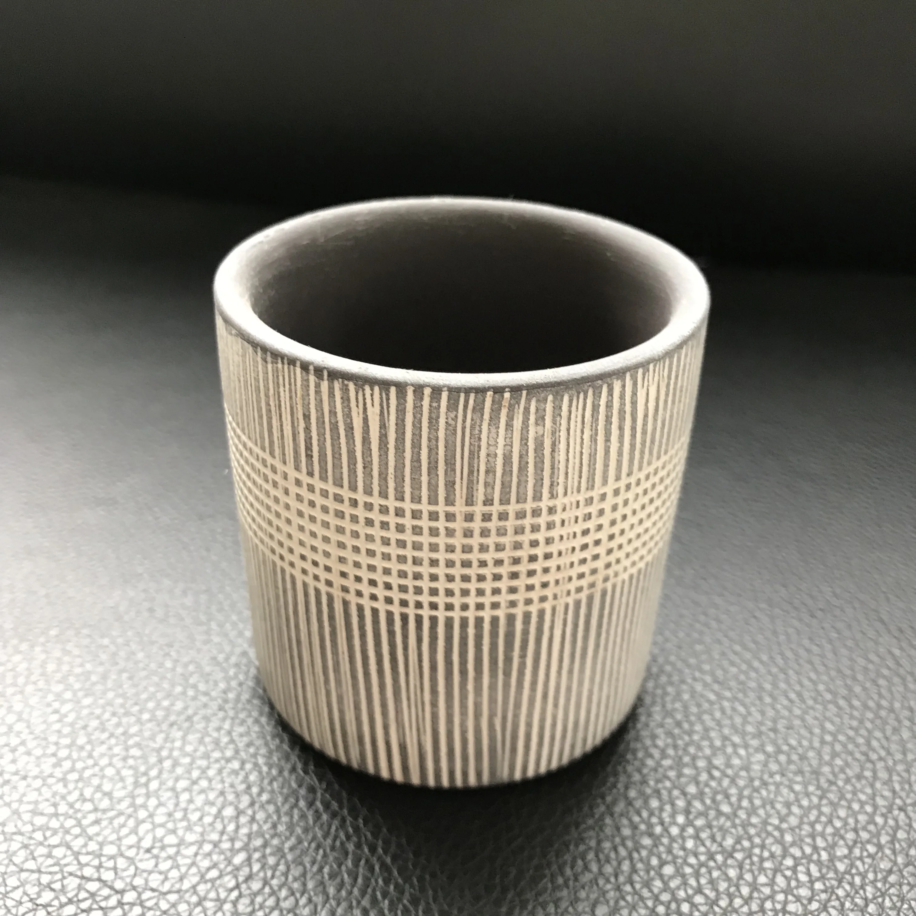 

Multiple Lines Design Round Flowerpot Silicone Mold for Home Landsape Planter Mould Cement Clay Pot Molds