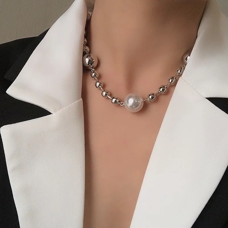 

2021 Exaggerated Round Limitation Pearl Beads Choker Necklace for Men Women Sliver Color Short Collar Clavicle Chockers Jewelry