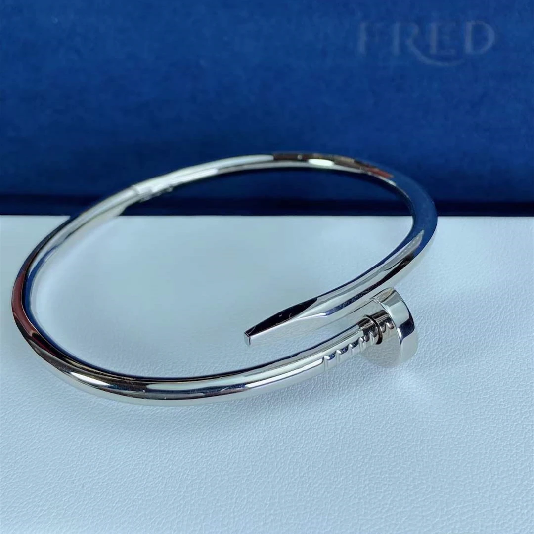 

Nail bracelet for men and women European fashion personalized design couples bracelet high quality Carter with LOGO