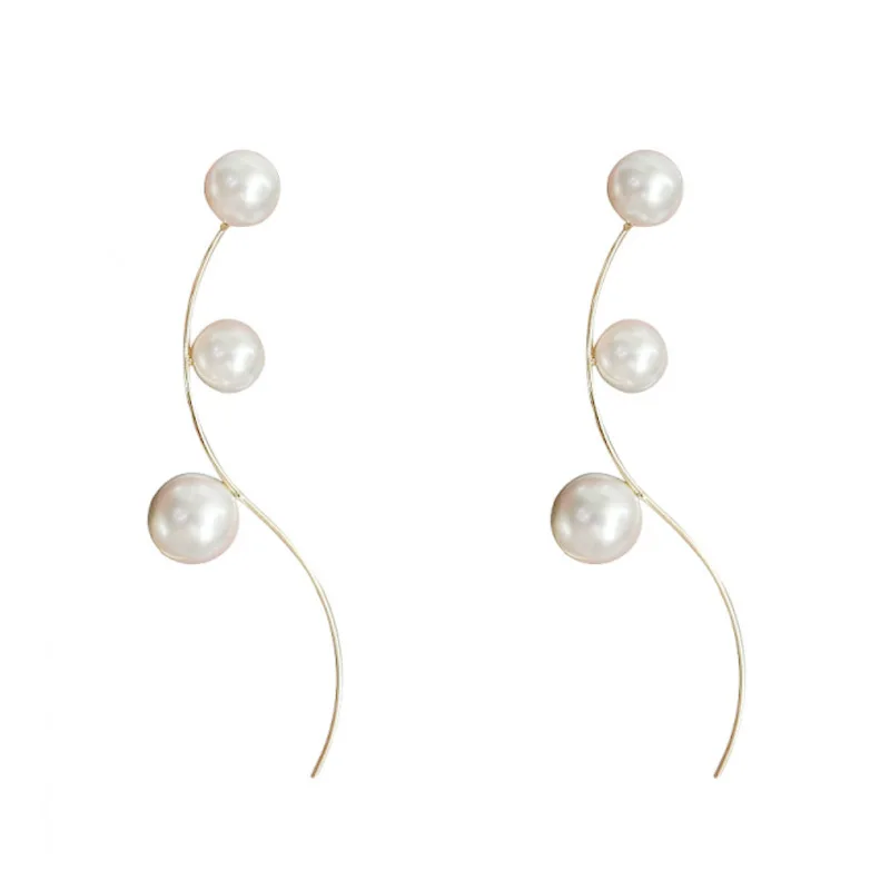 

Korean curve design pearl thin face net red elegant two-wearing temperament long earrings