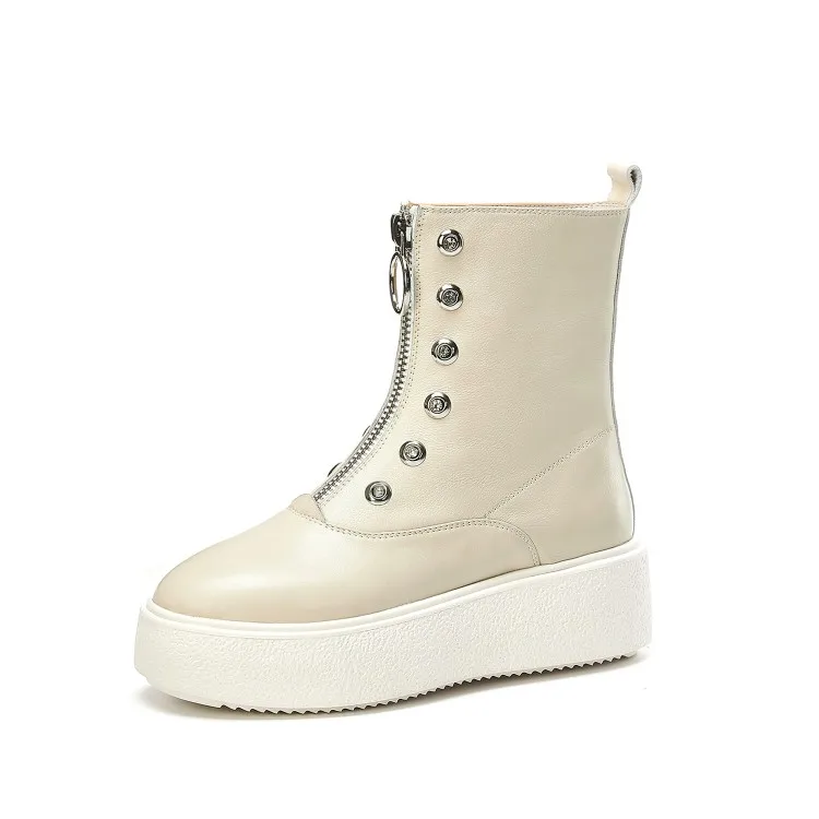 Женские ботильоны из коровьей кожи с заклепками и круглым носком | Обувь