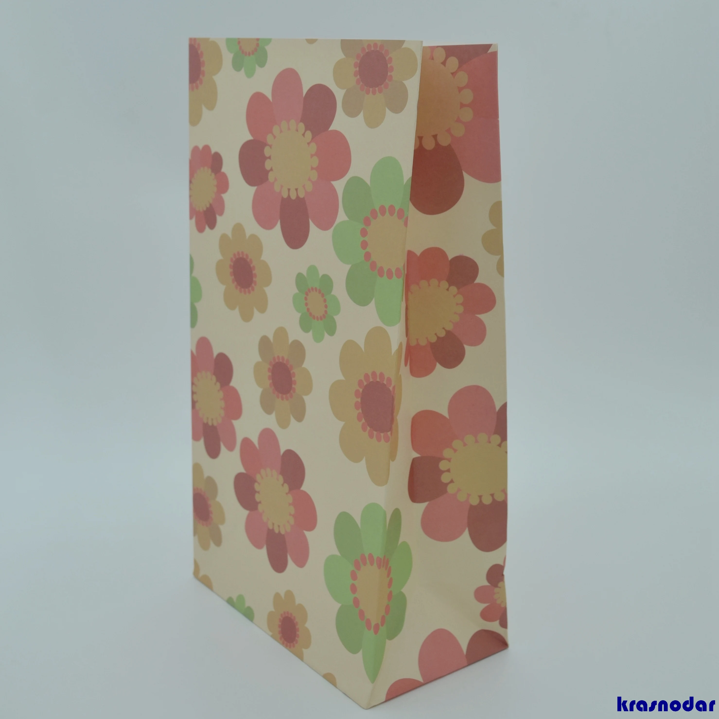 

12PCS Kraft Paper Stand up Flower Colorful Polka Dot Bags 15x8x27cm Favor Open Top Gift Packing paper Treat gift Bag wholesale