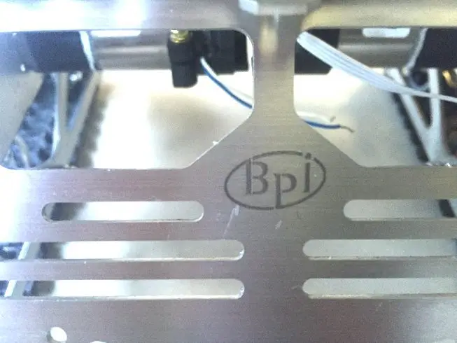 Радиоуправляемый танк шасси гусеничный трактор металлическое колесо робот