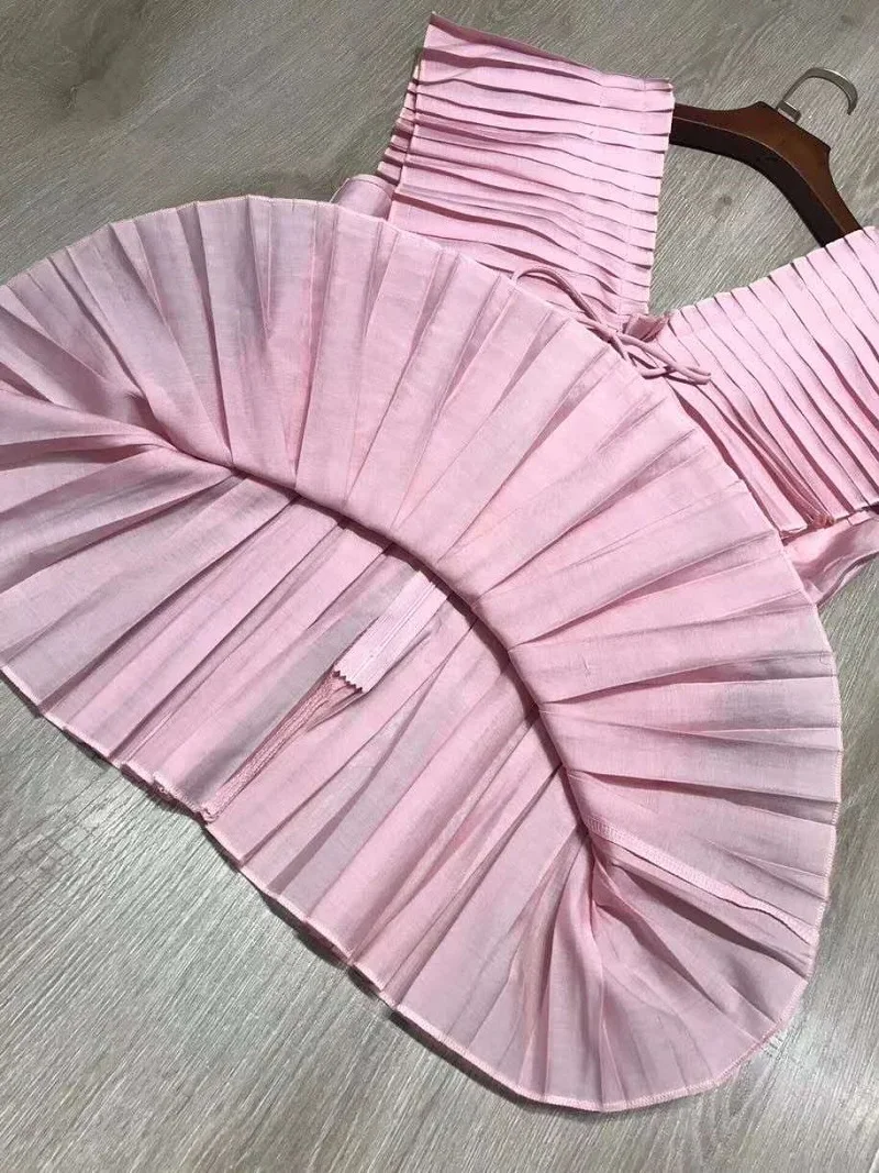 

2020 Summer Fashion White Pink Apricot Blouses Women V-Neck Pleated Ruffle Style Sleeveless Casual Basic Tops Ladies Sexy Blouse