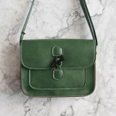 

Women's solid color soft surface ivory buckle new youth one-shoulder diagonal small square bag 2019 spring new zipper bag