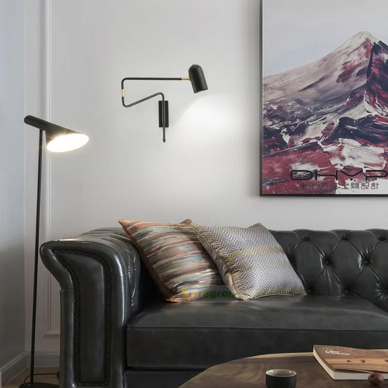 Светильник настенный металлический золотистый/черный со светодиодной